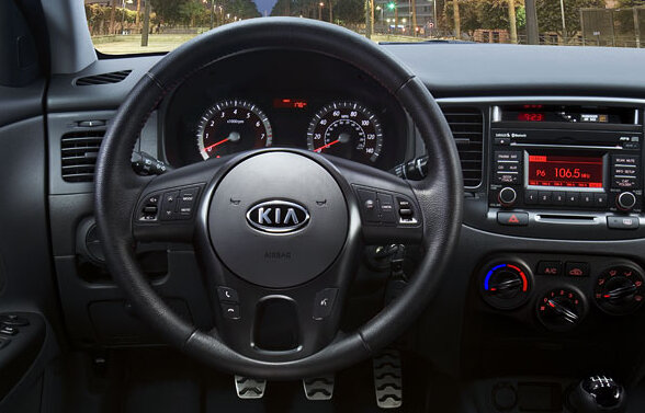 2010_kia_rio-pic-3844306795907156284.jpe