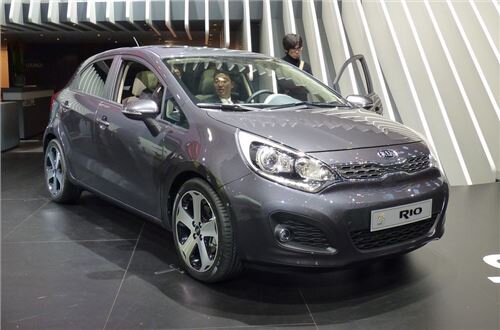 Kia%20Rio%20(1).JPG