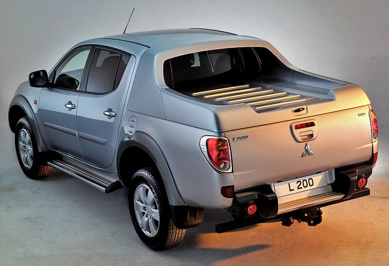 full_Mitsubishi_L200_023.jpg