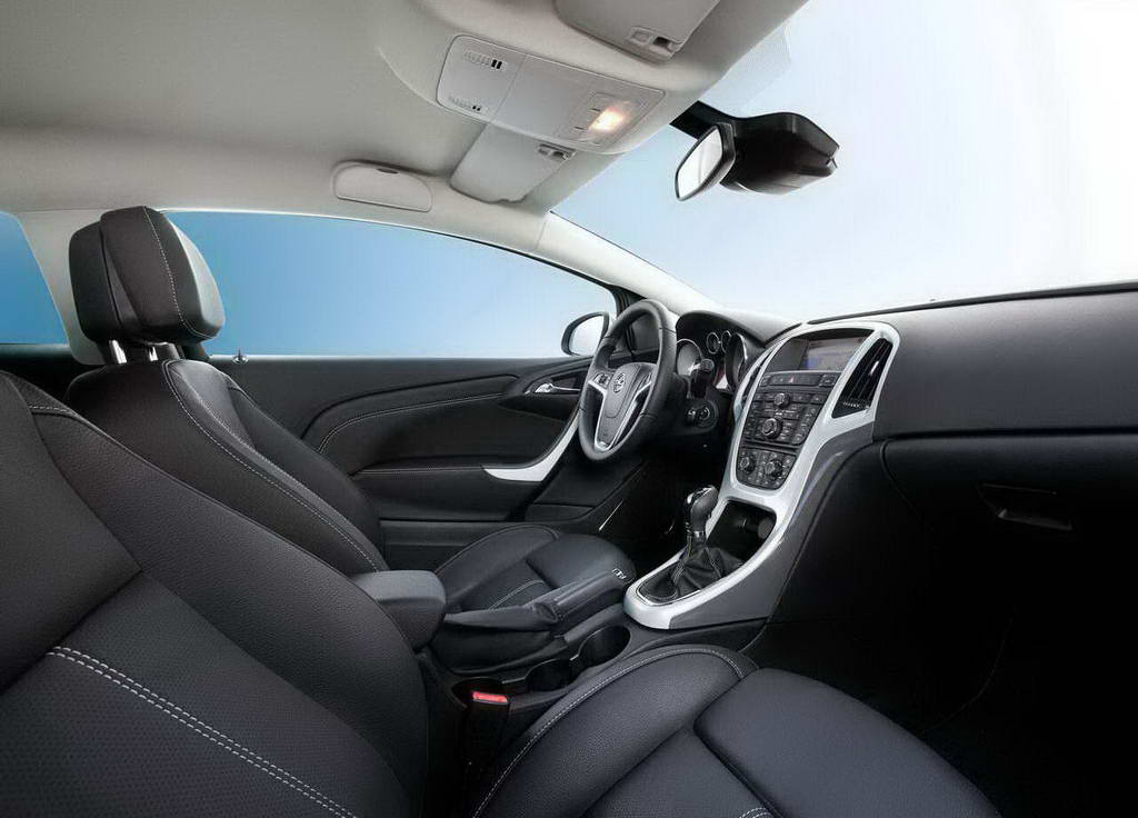 Что лучше киа рио или опель астра